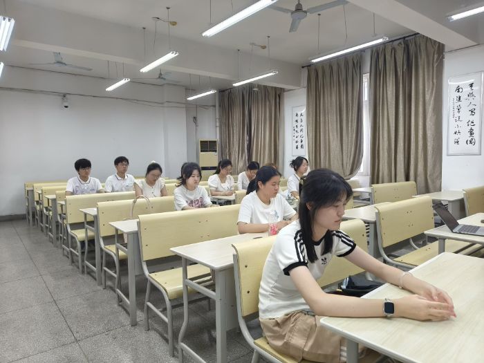照片二